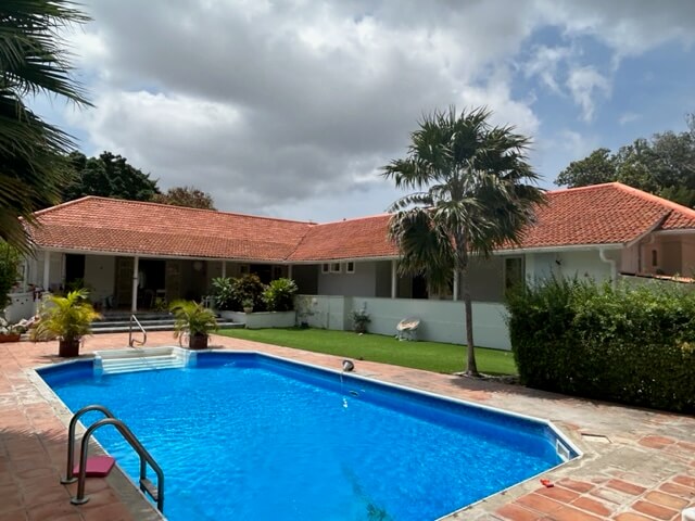 Villa in Mahaai