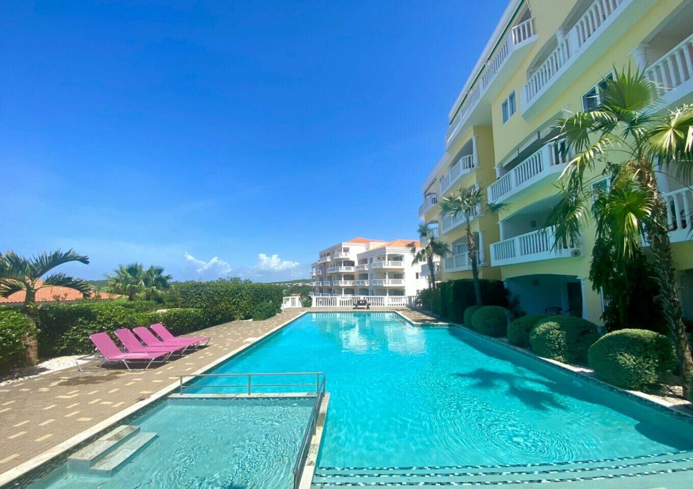 Apartment in Blue Bay