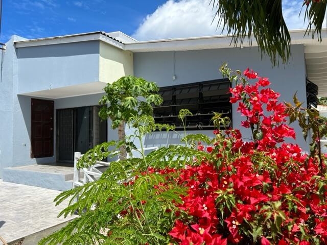 House in Blue Bay