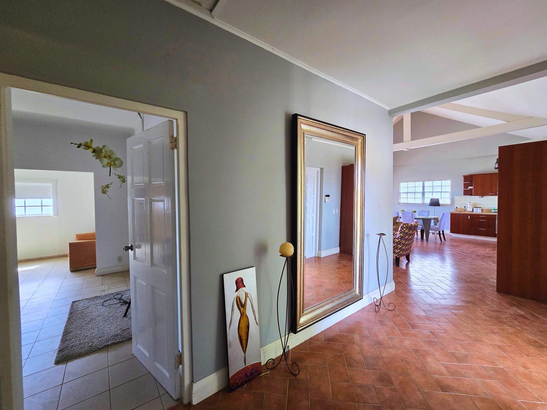 Property in Parasasa