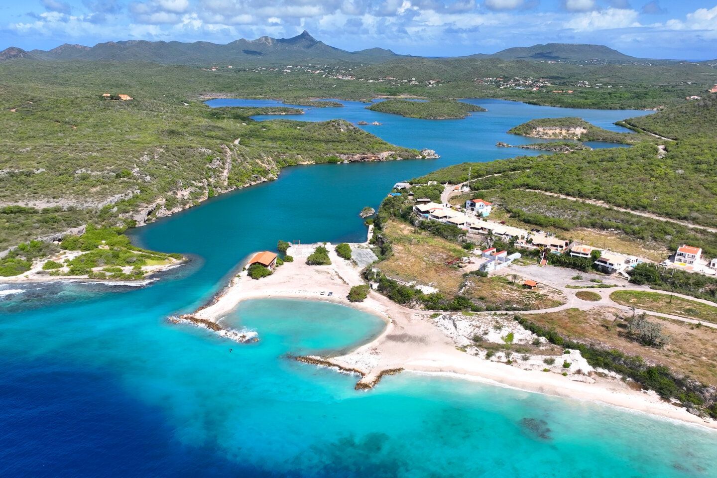 Land / plot in Curaçao
