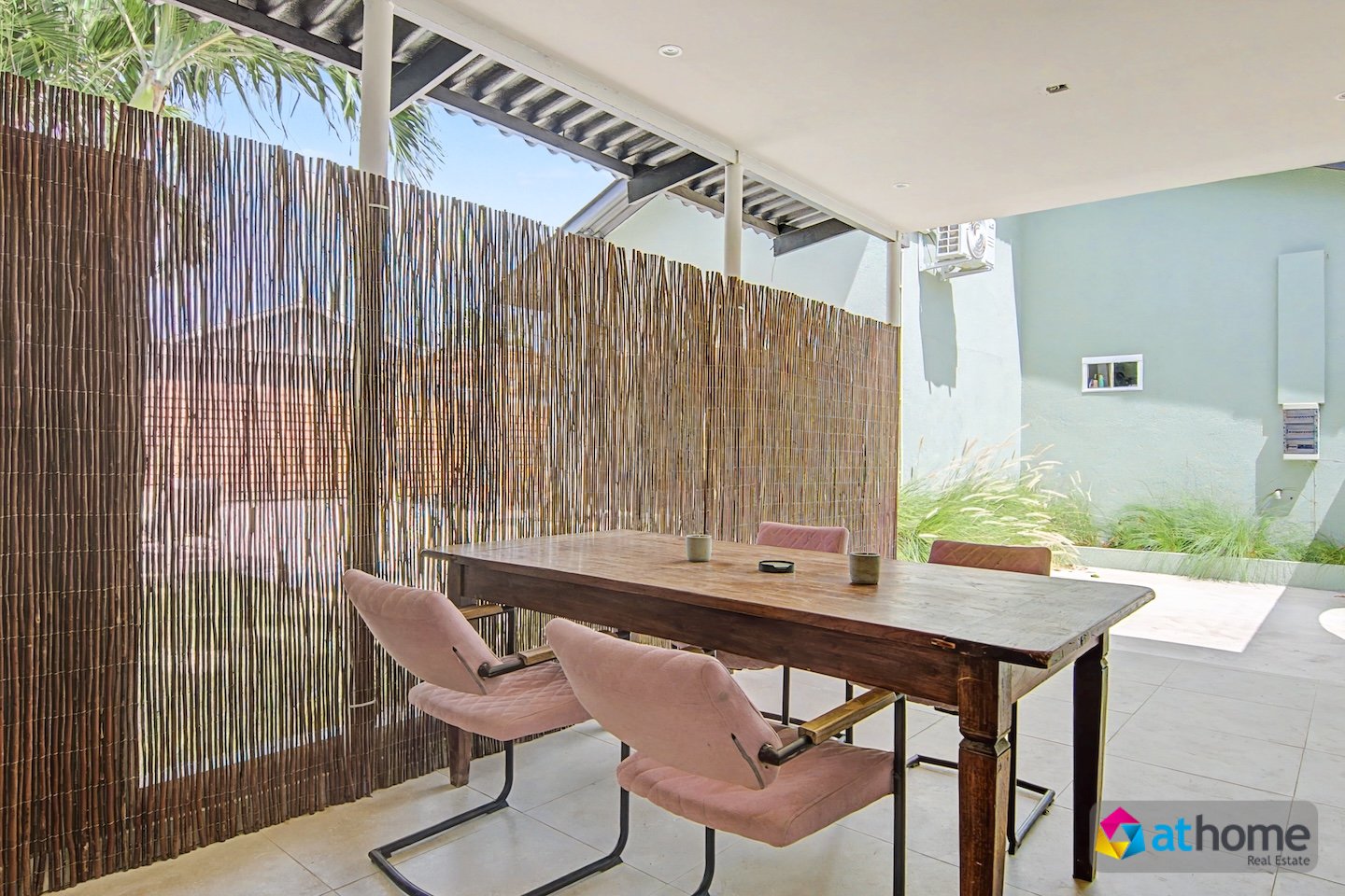 Property in Matancia