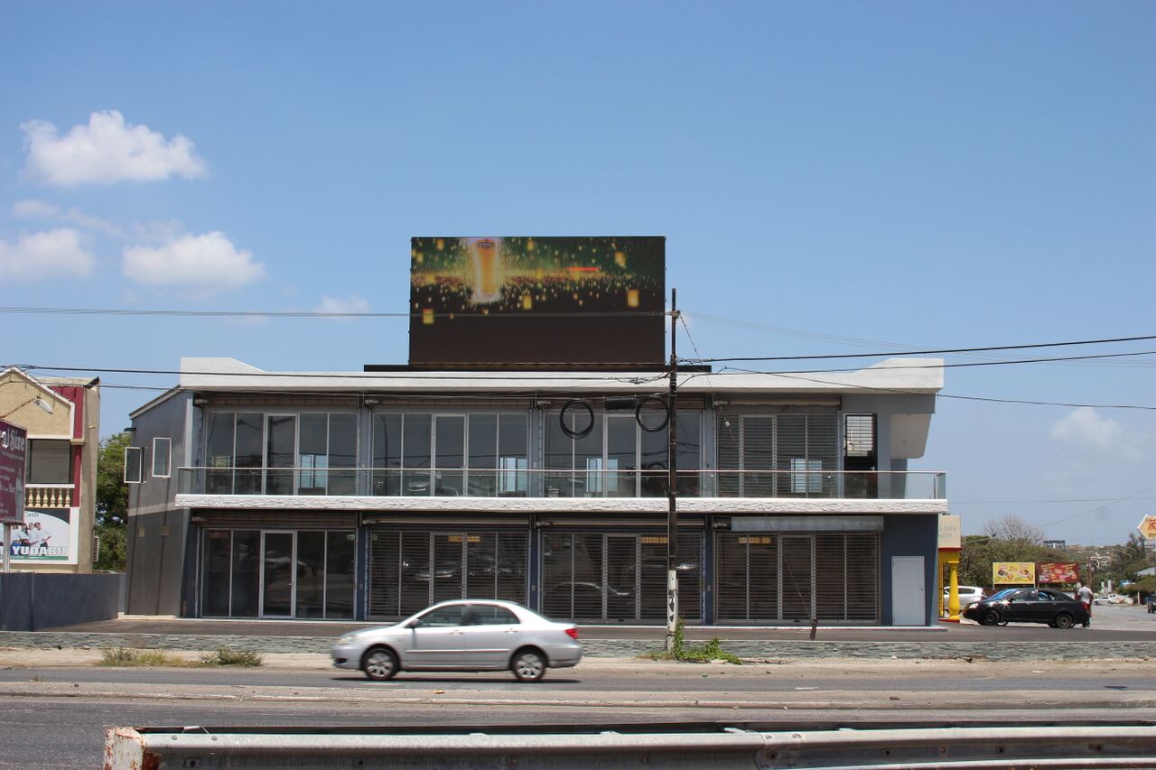Commercial in Santa Maria