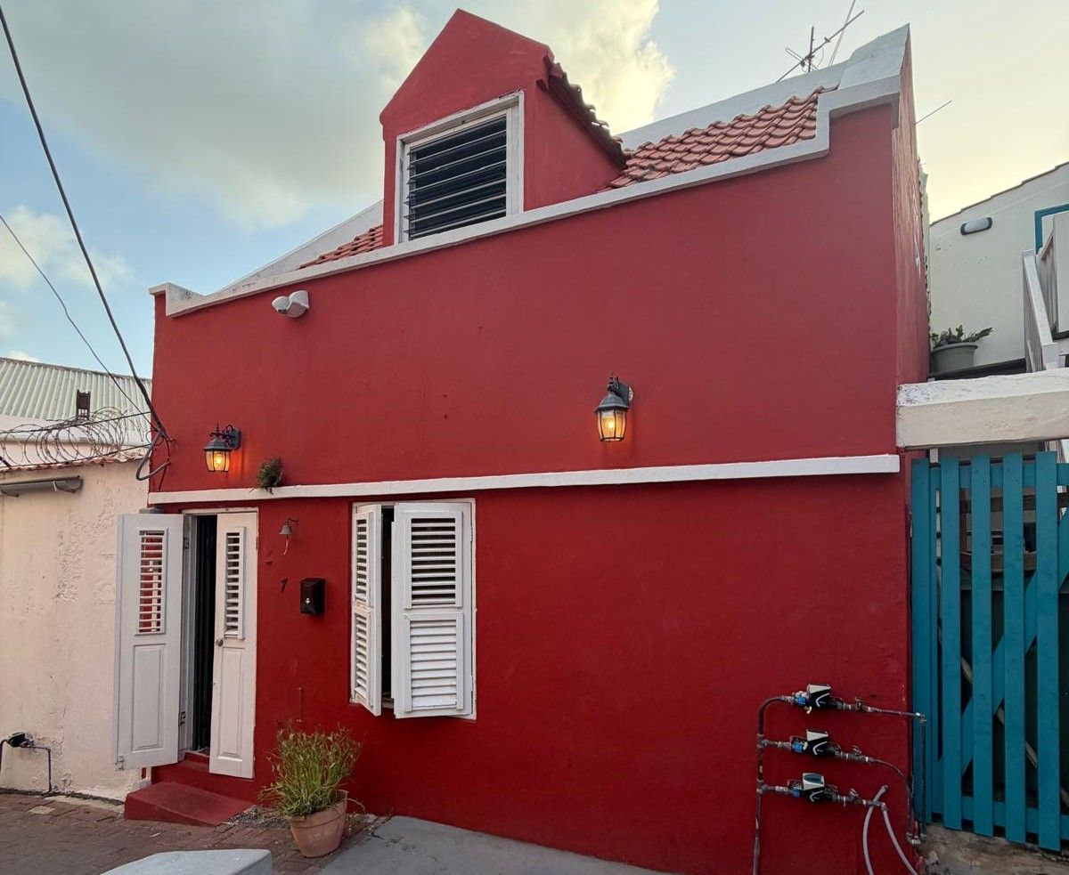 Townhouse in Otrobanda