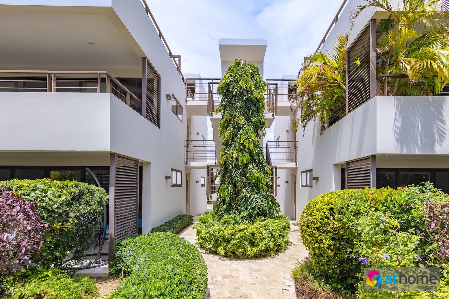 Apartment in Jan Sofat