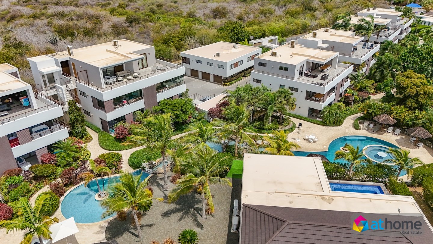 Apartment in Jan Sofat