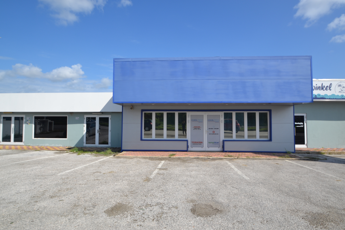 Commercial in Salina
