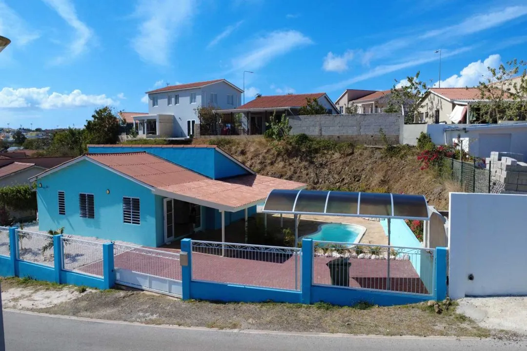House in Montaña