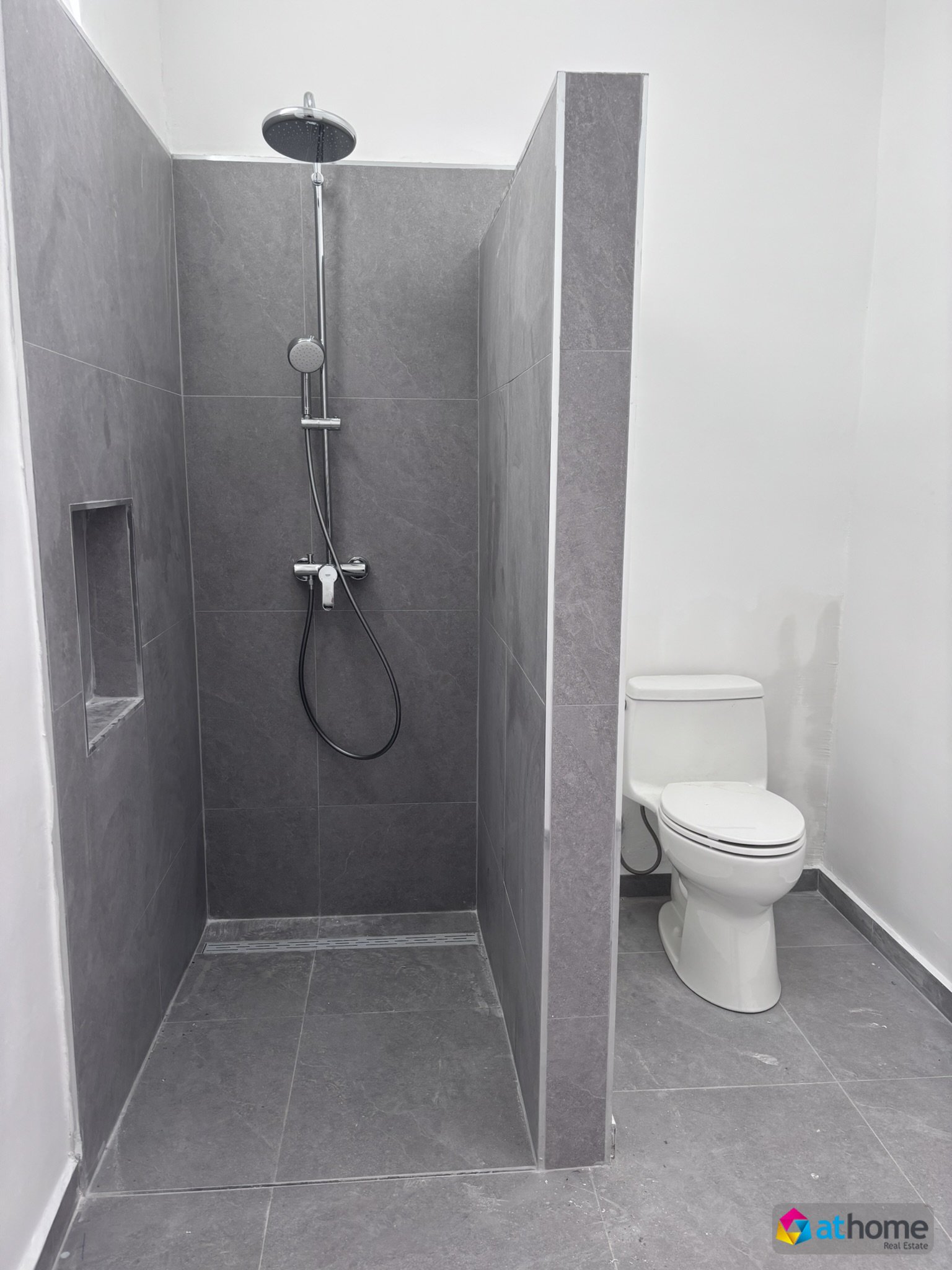 Property in Mahaai