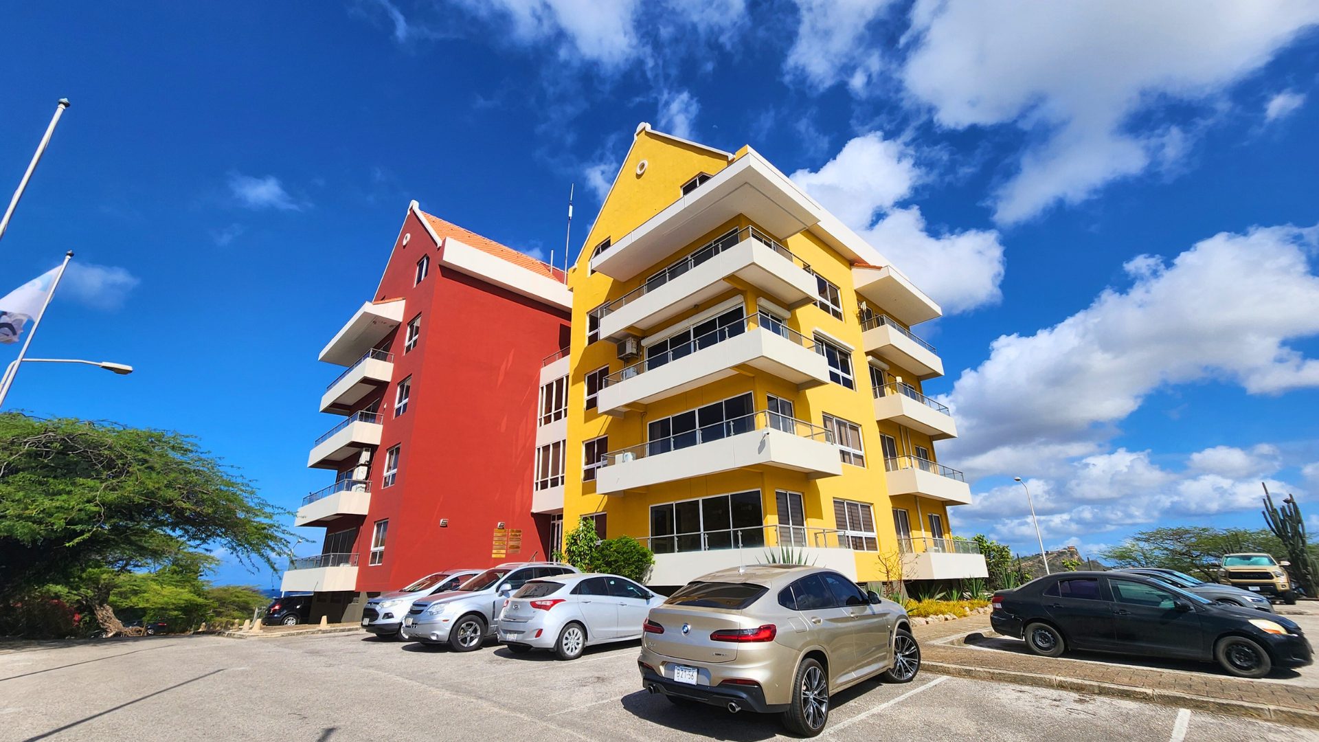 Commercial in Curaçao