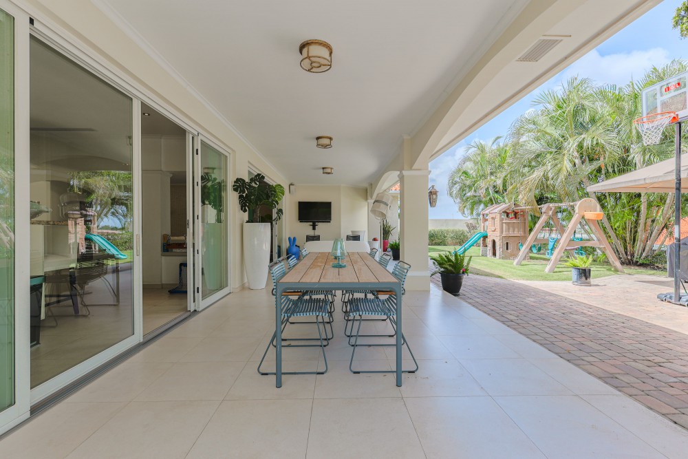 Property in Toni Kunchi
