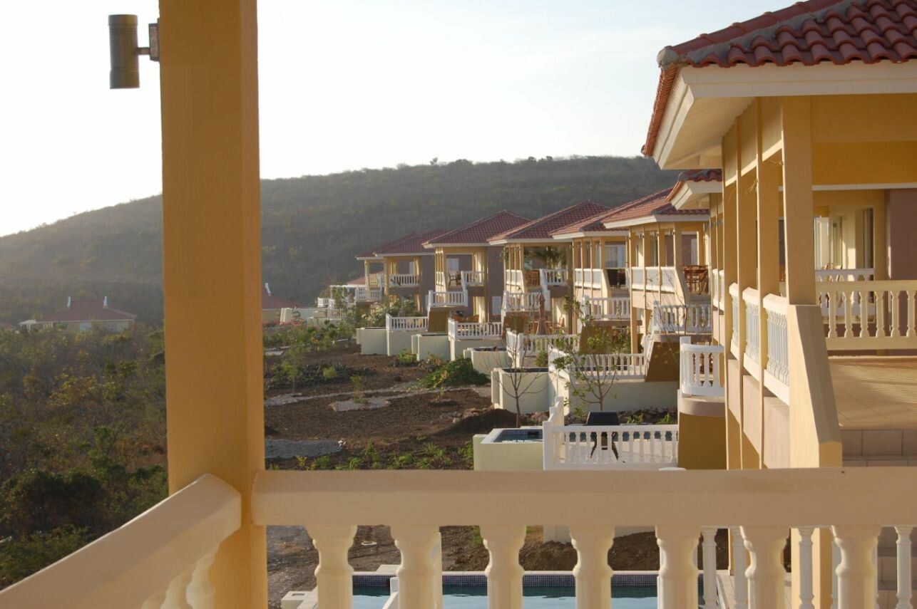 Villa in Coral Estate
