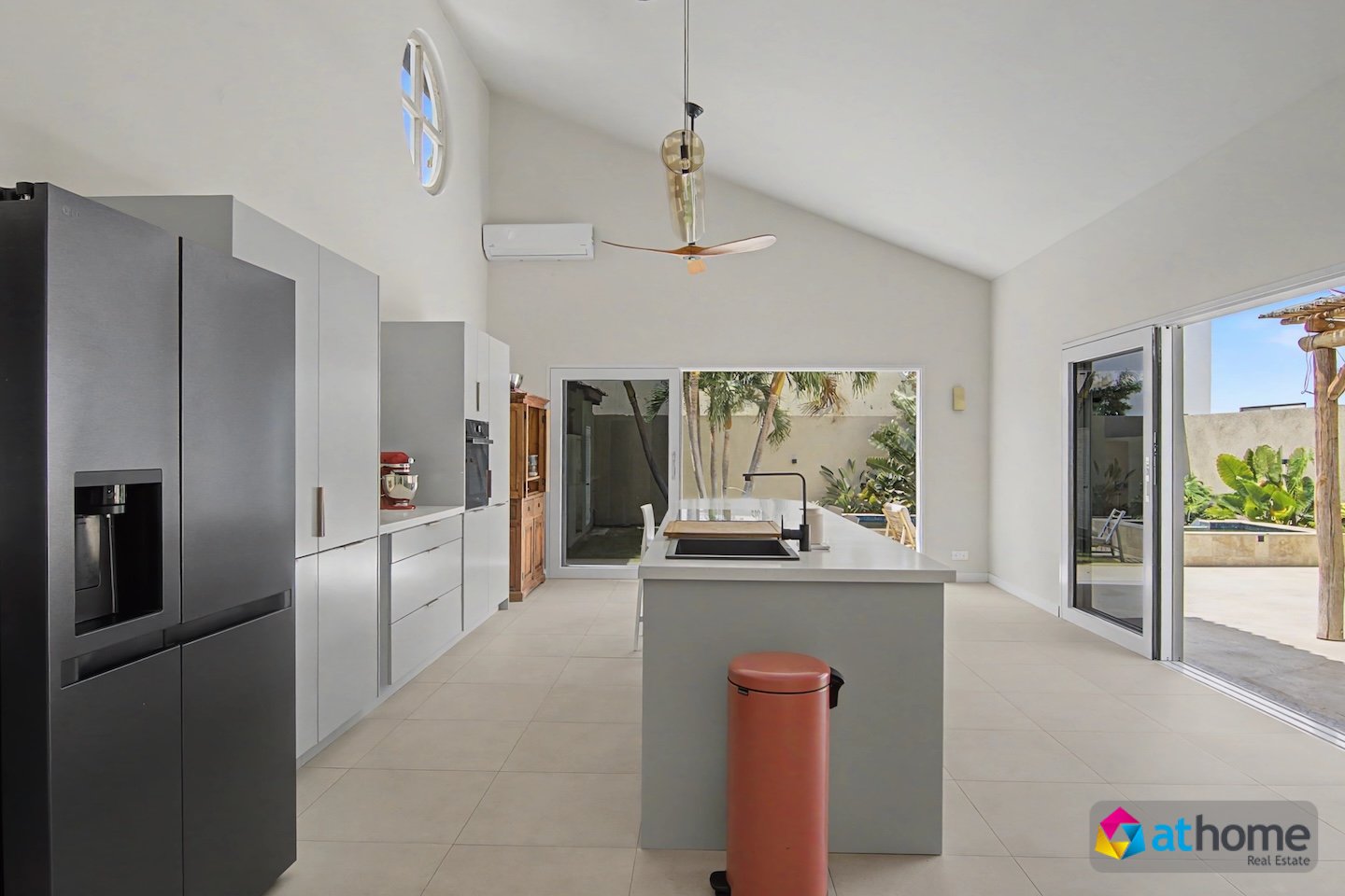 Property in Matancia