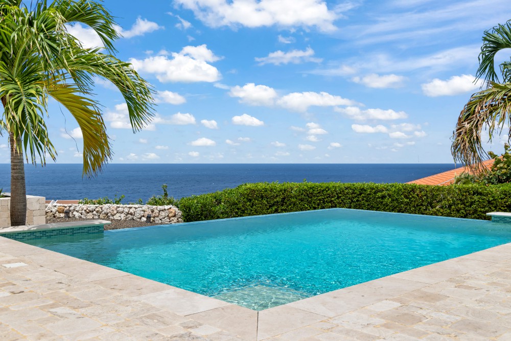 Villa in Blue Bay