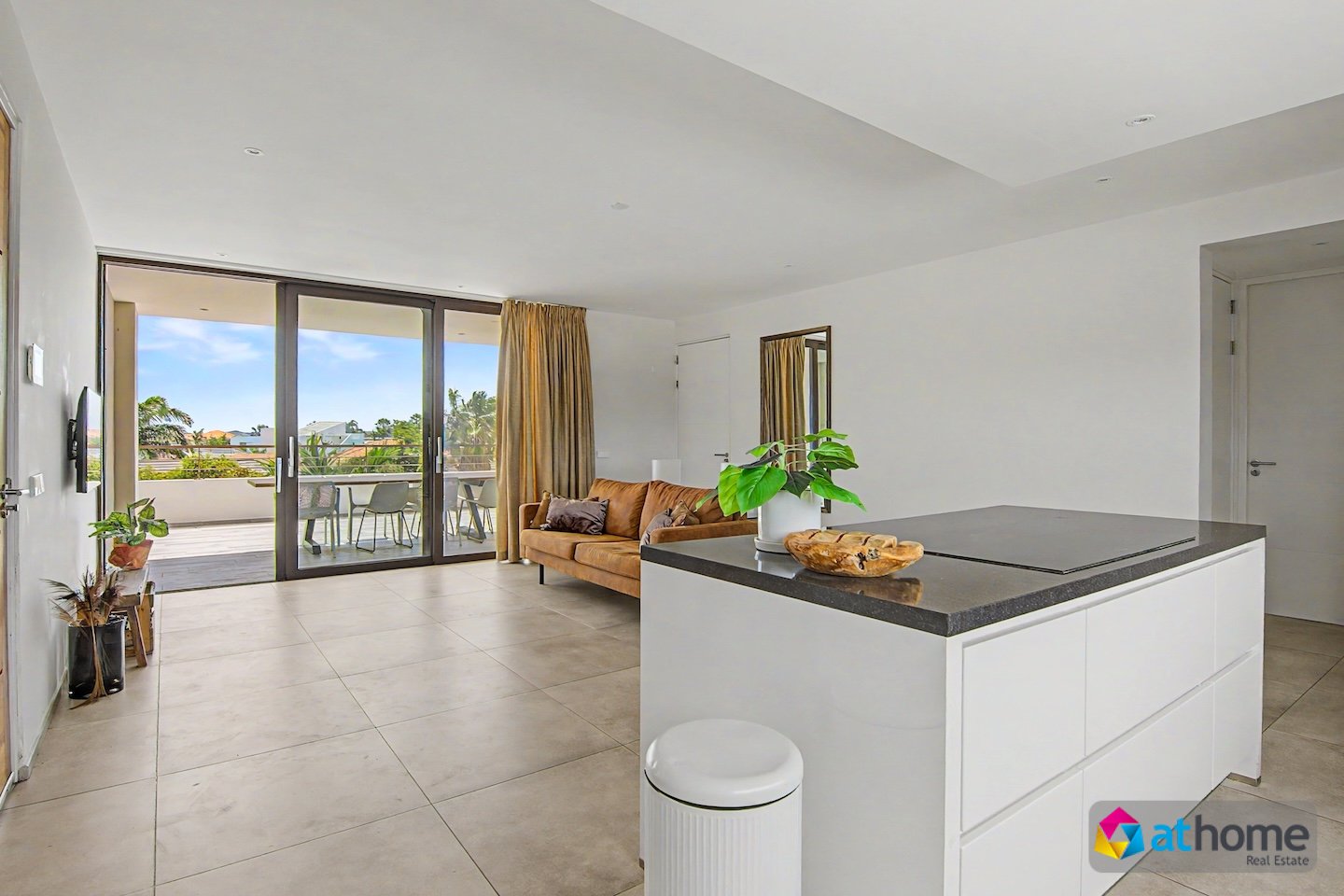 Apartment in Jan Sofat
