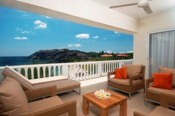 Villa in Blue Bay