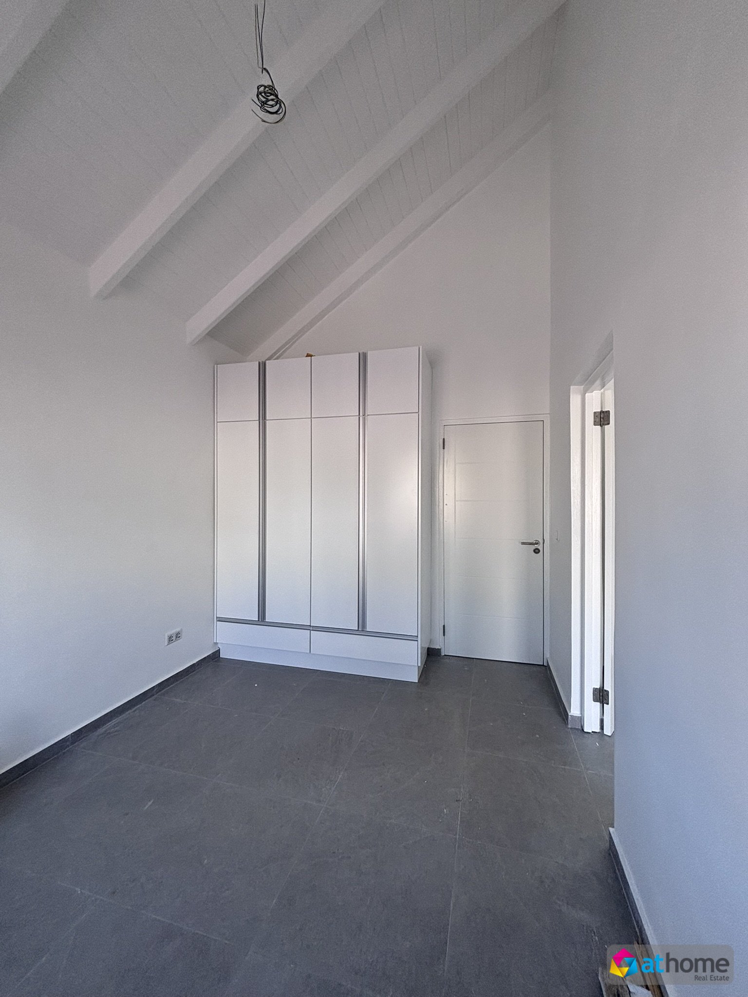 Property in Mahaai