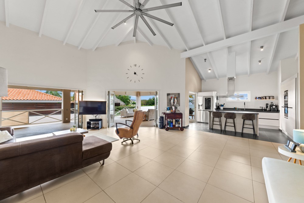 Villa in Blue Bay
