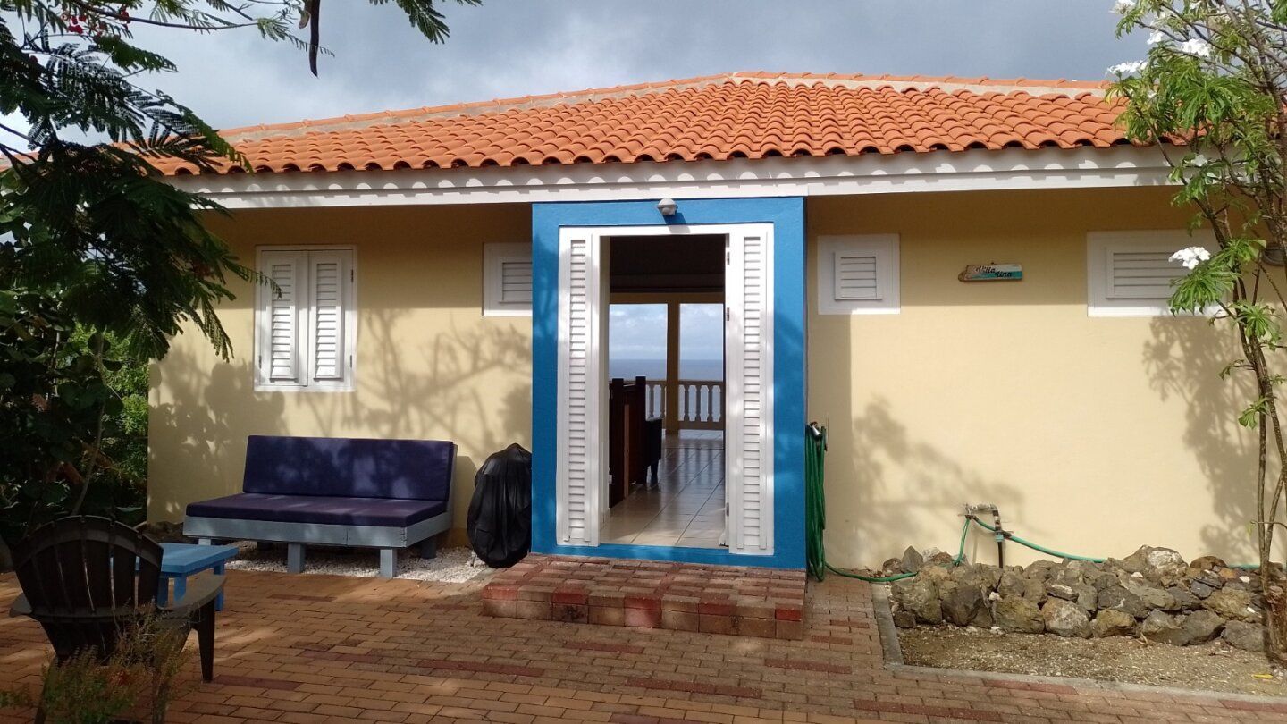 Villa in Coral Estate