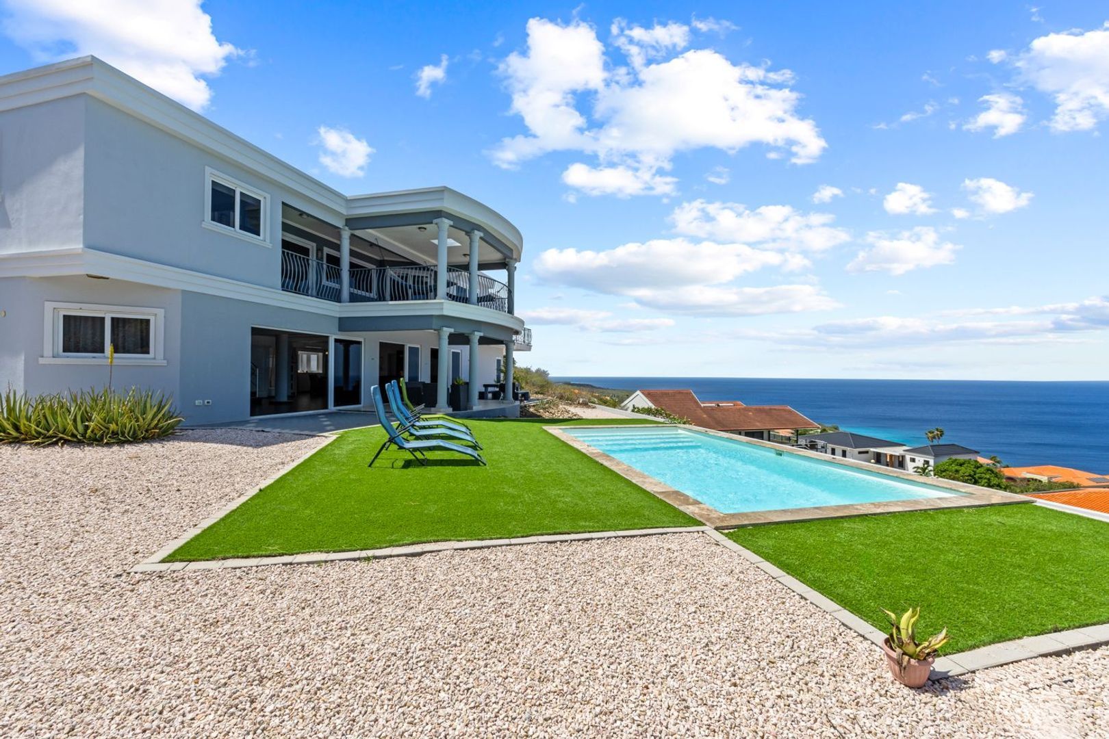 Villa in Cas Abou
