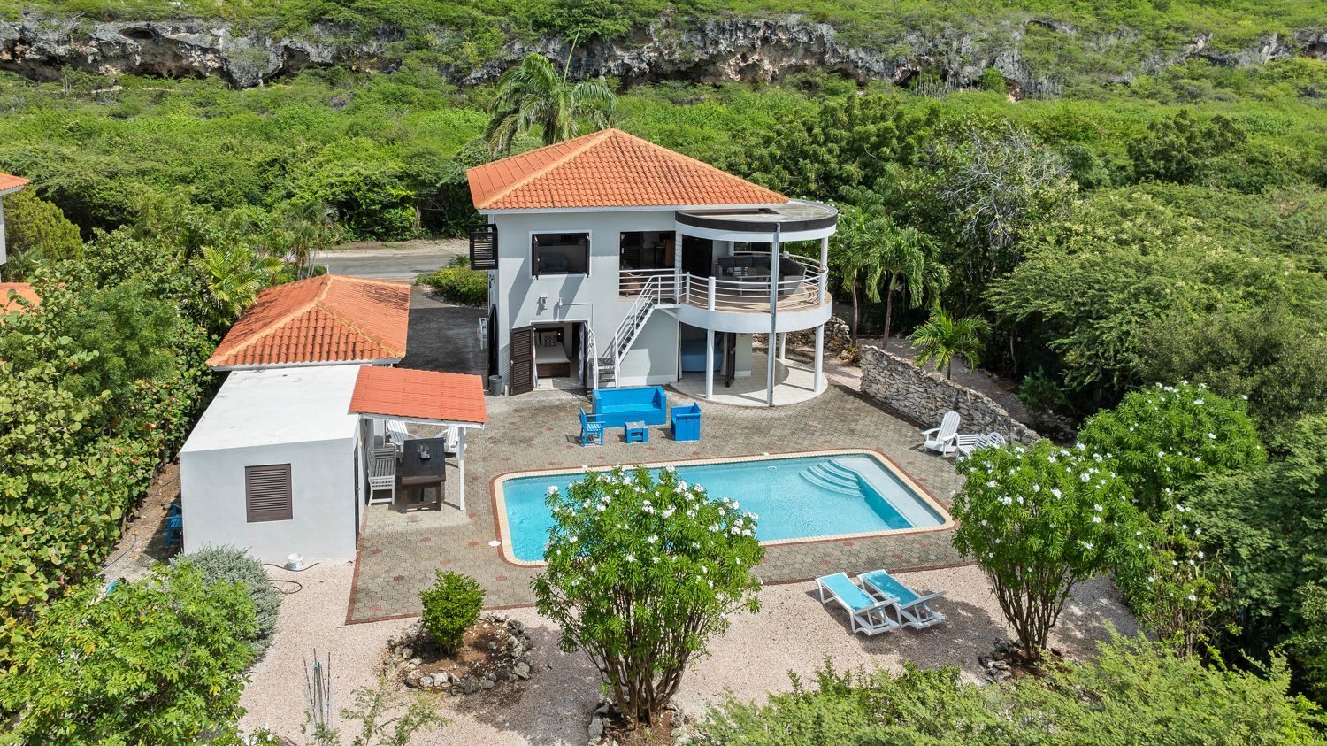 Villa in Coral Estate