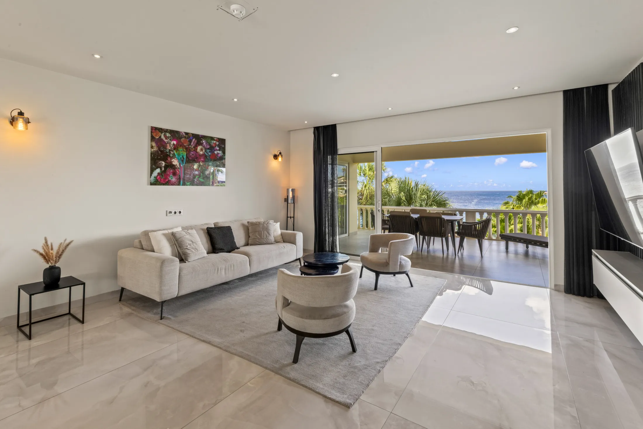 Apartment in Blue Bay