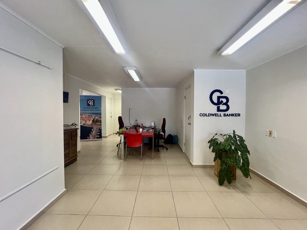 Commercial in Curaçao