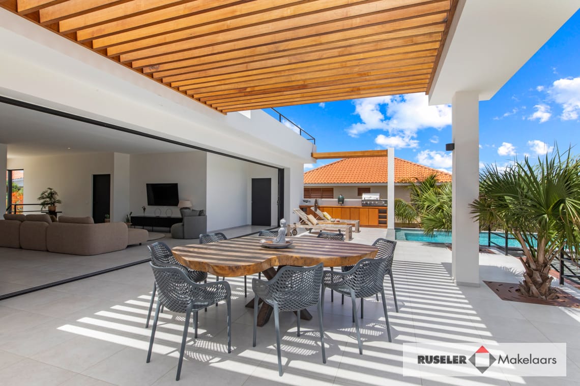 Villa in Vista Royal