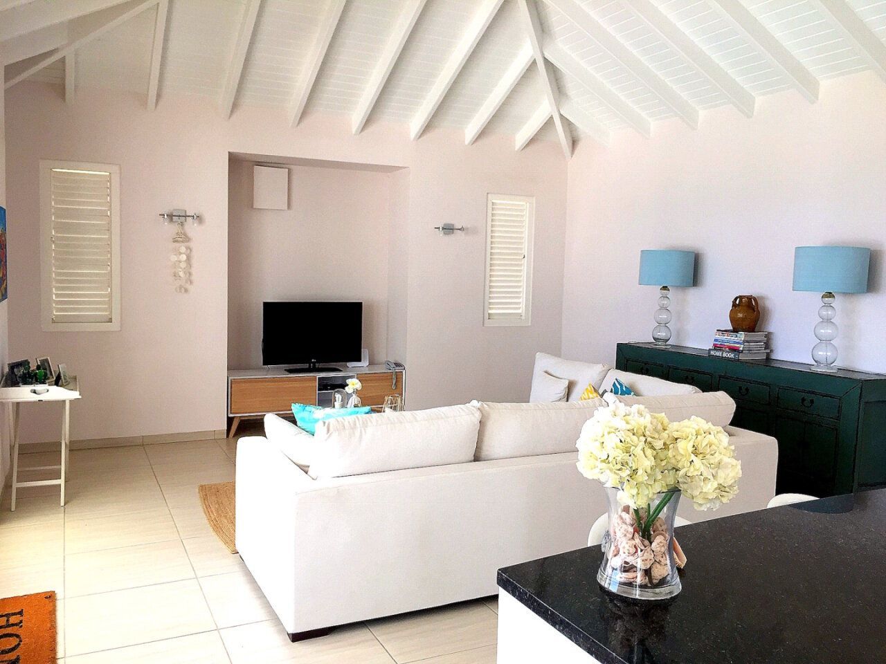 Villa in Blue Bay