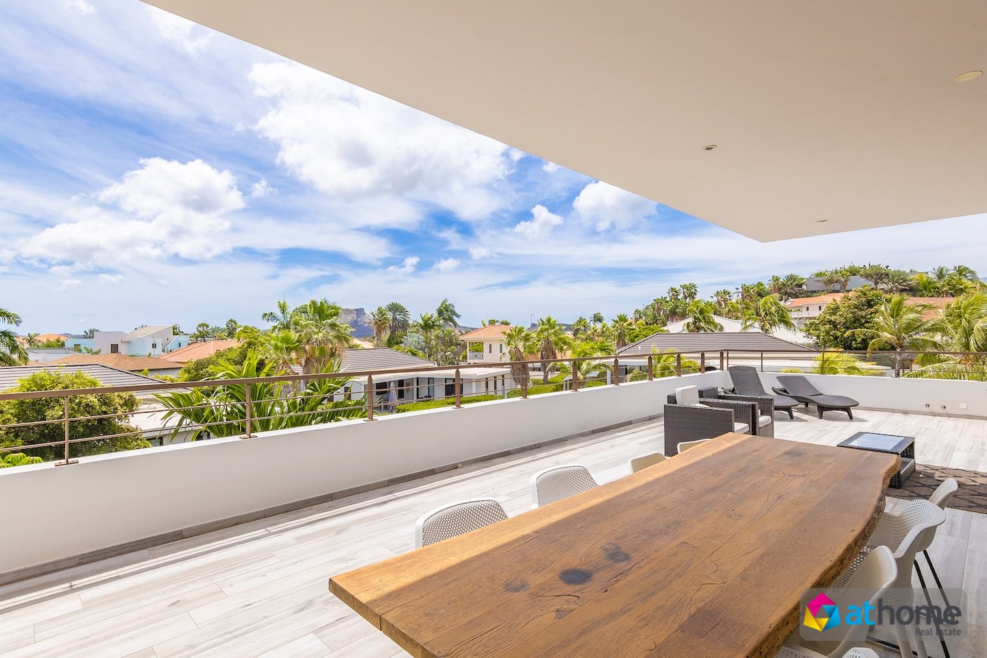 Apartment in Jan Sofat